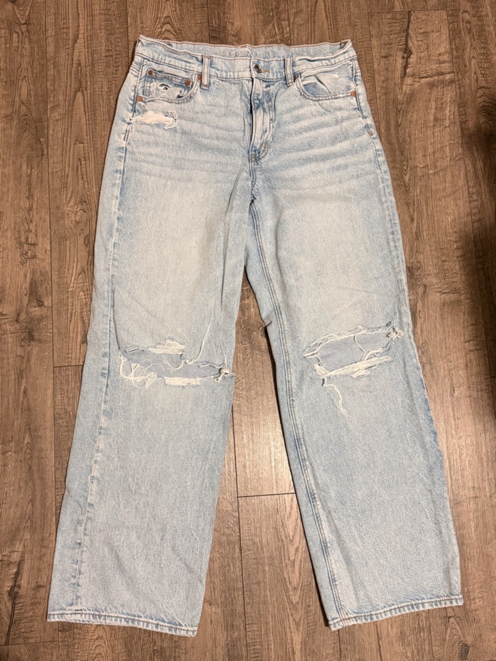 American Eagle Outfitters Light Blue Distressed Stovepipe Straight-Leg Jeans